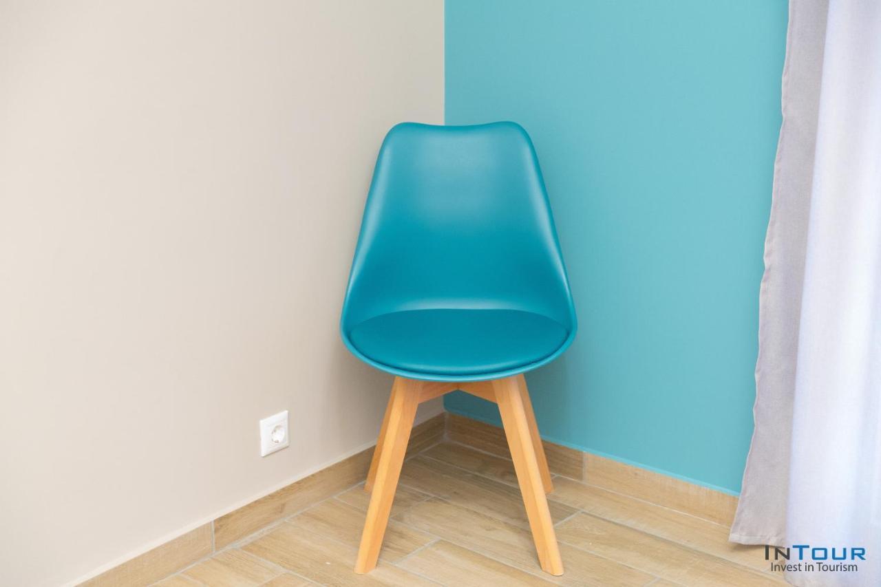 Chic And Minimal Apartment Close To Thissio Metro アテネ エクステリア 写真
